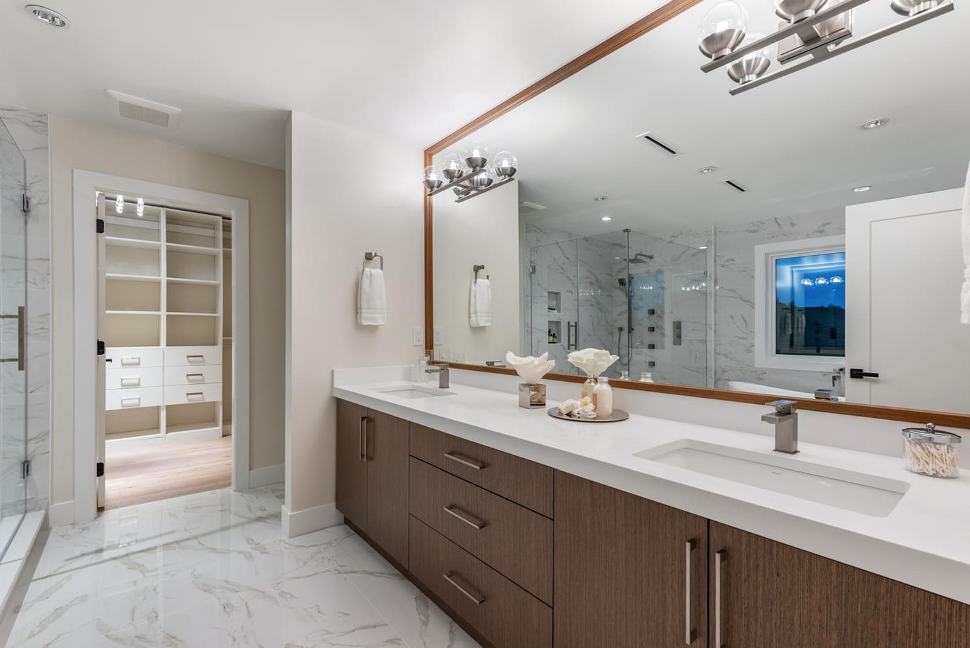 Shared bathroom with double vanity
